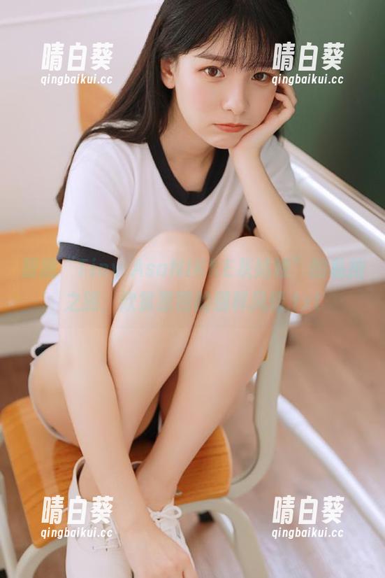 跟随“Tiny AsaNIKKE灰姑娘”的私拍之旅，欣赏原图的别样风情.txt